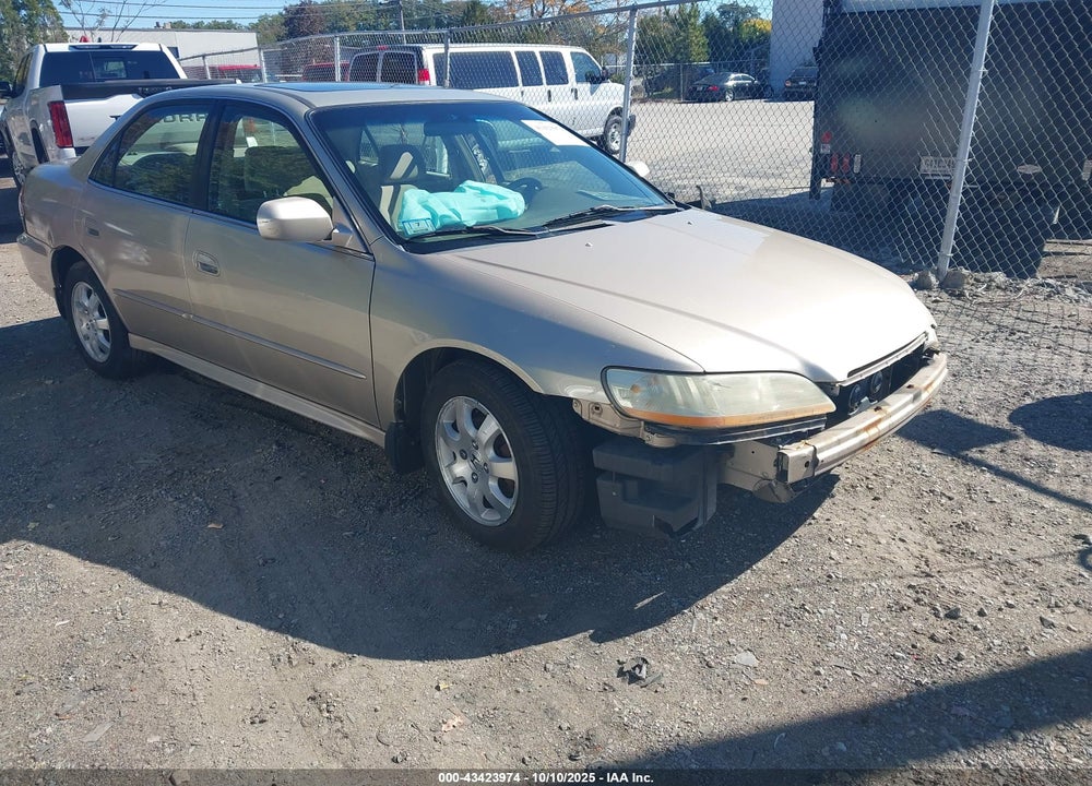 2001 HONDA ACCORD 2.3 EX VIN: JHMCG66821C000301