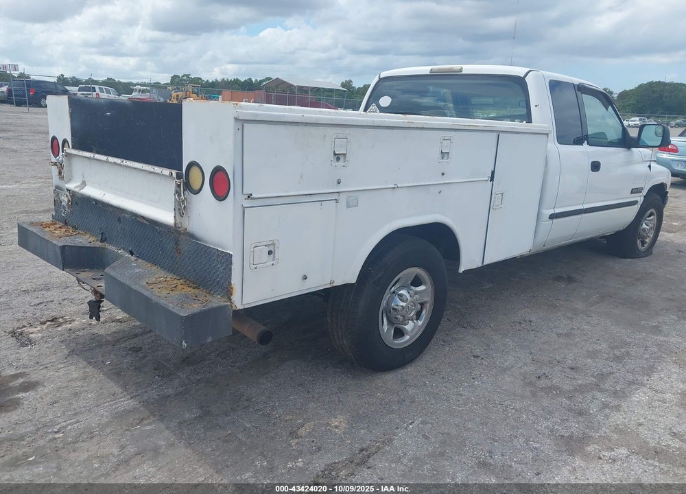 2001 DODGE RAM 2500 ST VIN: 1B7KC23611J214373