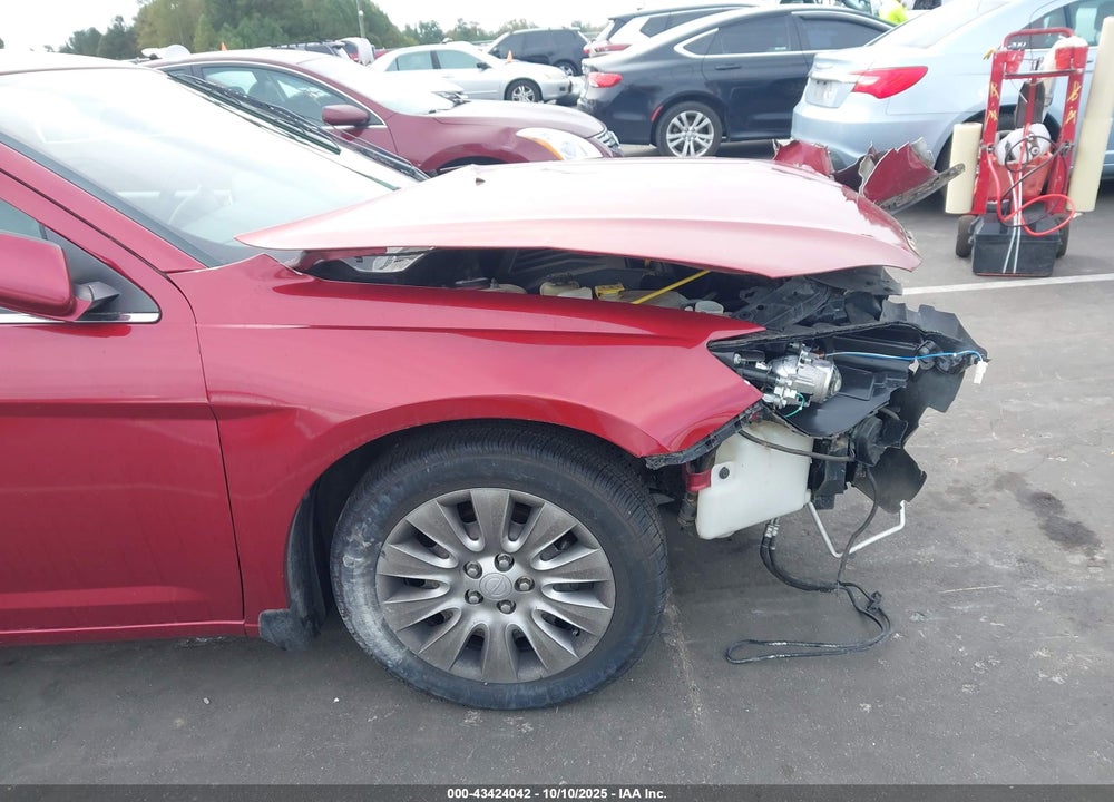 2014 CHRYSLER 200 VIN: 1C3CCBAB2EN208833