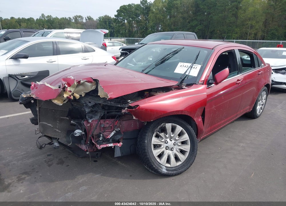 2014 CHRYSLER 200 VIN: 1C3CCBAB2EN208833