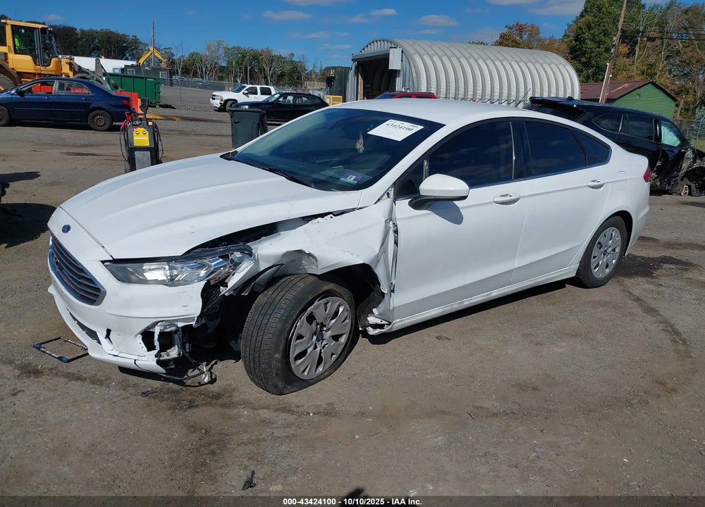 2019 FORD FUSION S VIN: 3FA6P0G77KR229728