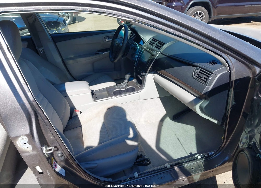 2015 TOYOTA CAMRY LE VIN: 4T4BF1FK4FR452493