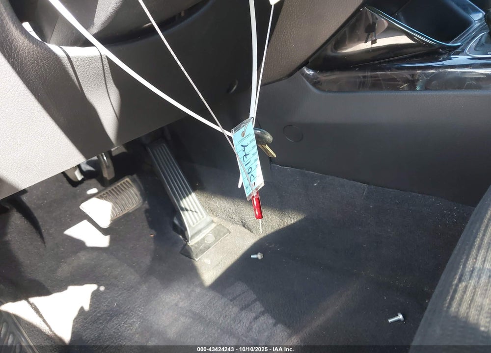 2014 KIA SORENTO VIN: 5XYKT3A63EG533983