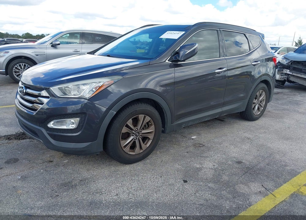 2016 HYUNDAI SANTA FE VIN: 5XYZUDLB6GG337079