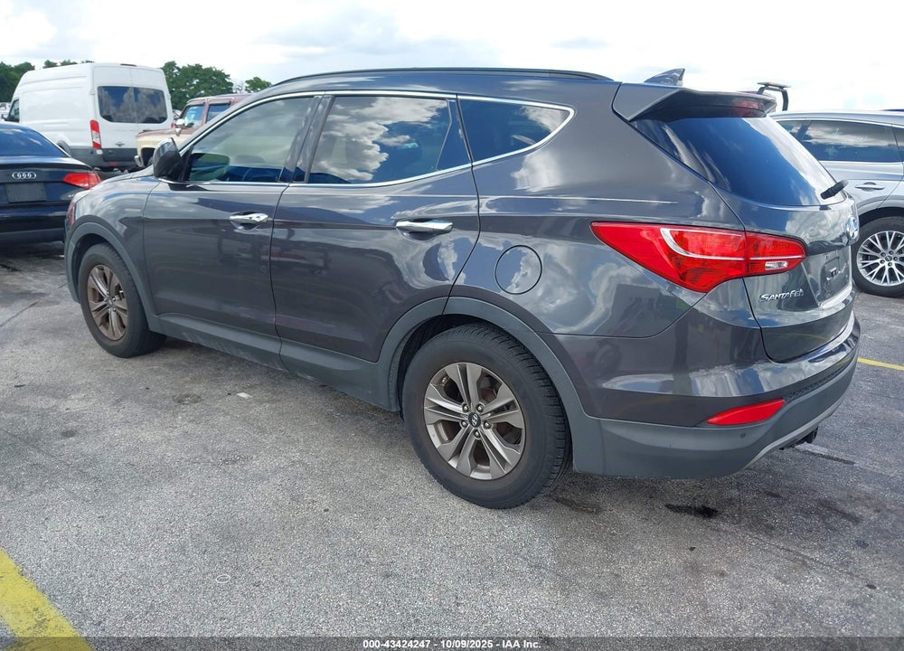 2016 HYUNDAI SANTA FE VIN: 5XYZUDLB6GG337079