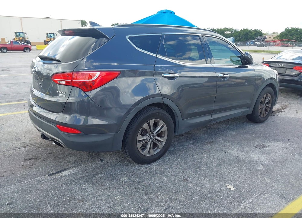 2016 HYUNDAI SANTA FE VIN: 5XYZUDLB6GG337079