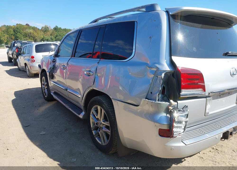 2015 LEXUS LX 570 VIN: JTJHY7AX6F4168868