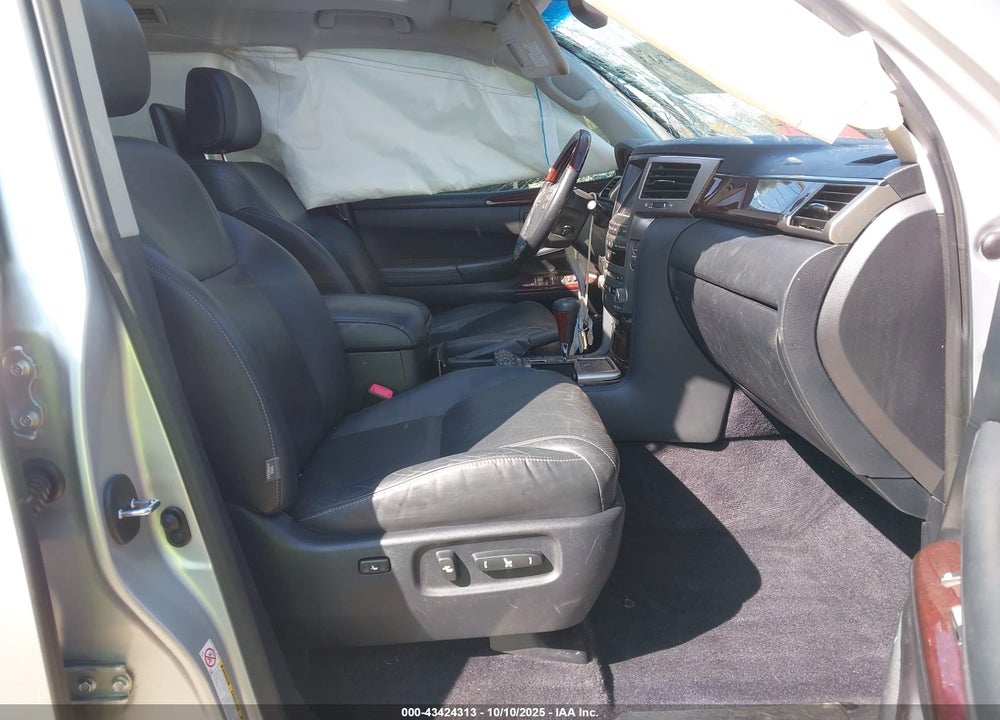 2015 LEXUS LX 570 VIN: JTJHY7AX6F4168868