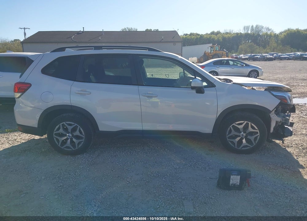 2021 SUBARU FORESTER PREMIUM VIN: JF2SKAFC4MH510225