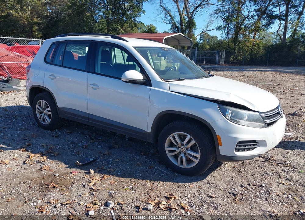 2017 VOLKSWAGEN TIGUAN 2.0T/2.0T S VIN: WVGAV7AX6HK038452