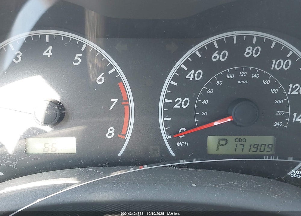 2010 TOYOTA COROLLA LE VIN: 2T1BU4EE6AC518162