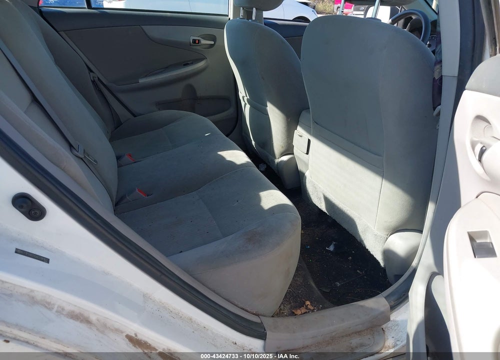 2010 TOYOTA COROLLA LE VIN: 2T1BU4EE6AC518162