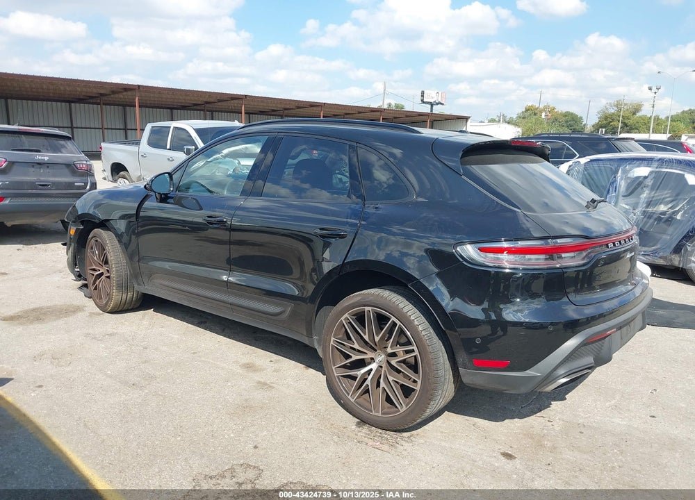 2023 PORSCHE MACAN VIN: WP1AA2A55PLB10797