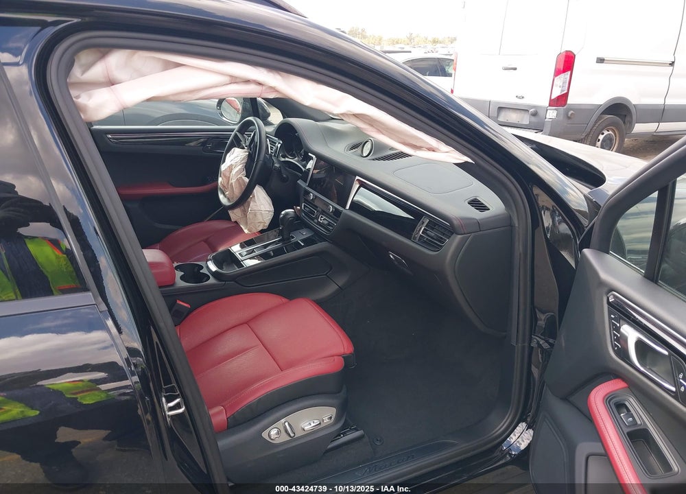 2023 PORSCHE MACAN VIN: WP1AA2A55PLB10797
