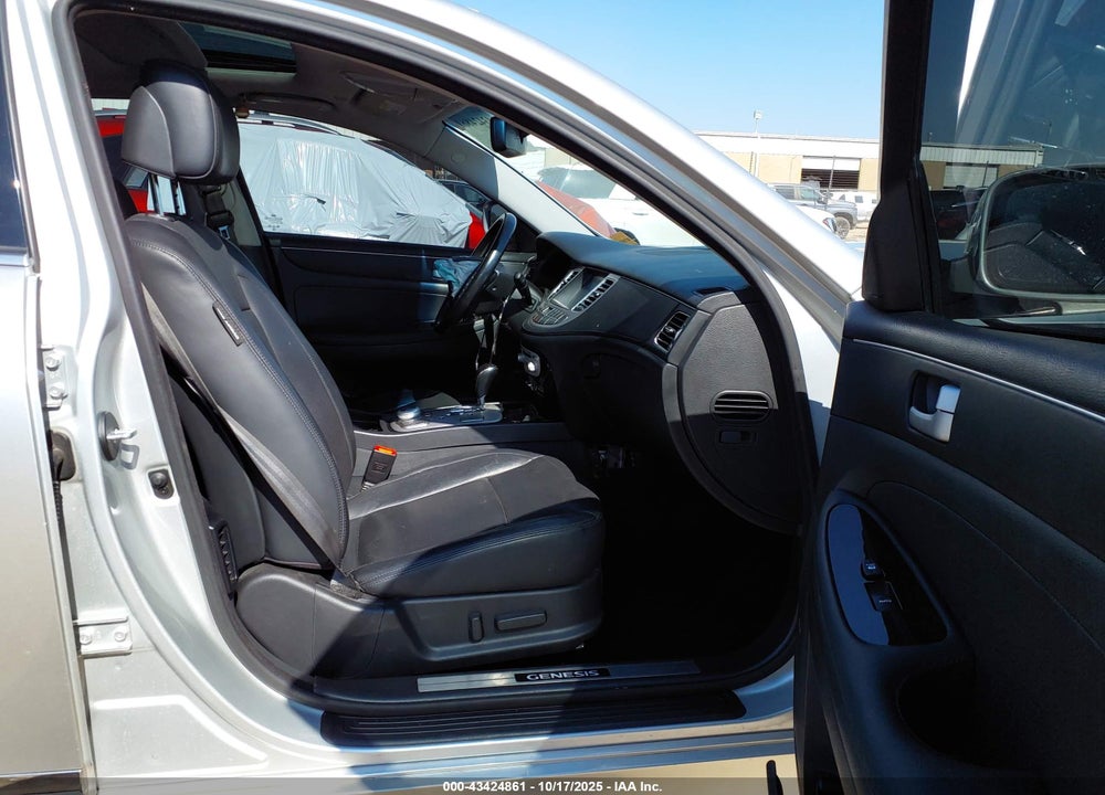 2013 HYUNDAI GENESIS 5.0 R-SPEC VIN: KMHGC4DH1DU250287
