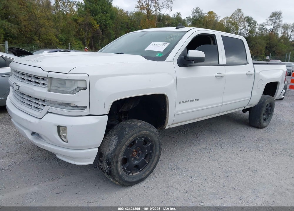 2016 CHEVROLET SILVERADO 1500 1LT VIN: 3GCUKREC5GG173229