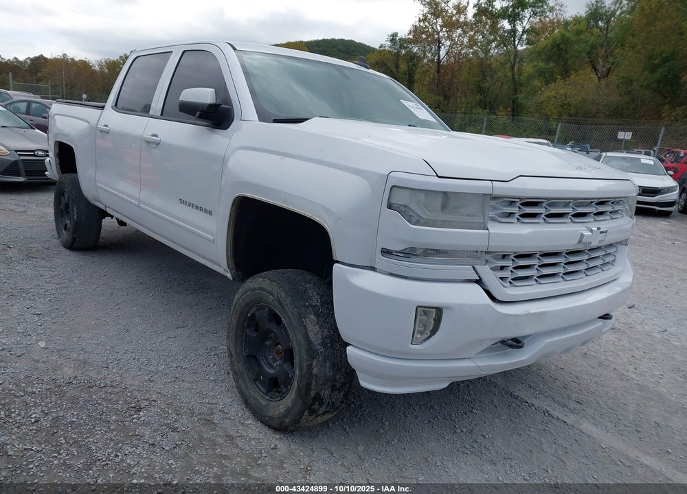 2016 CHEVROLET SILVERADO 1500 1LT VIN: 3GCUKREC5GG173229