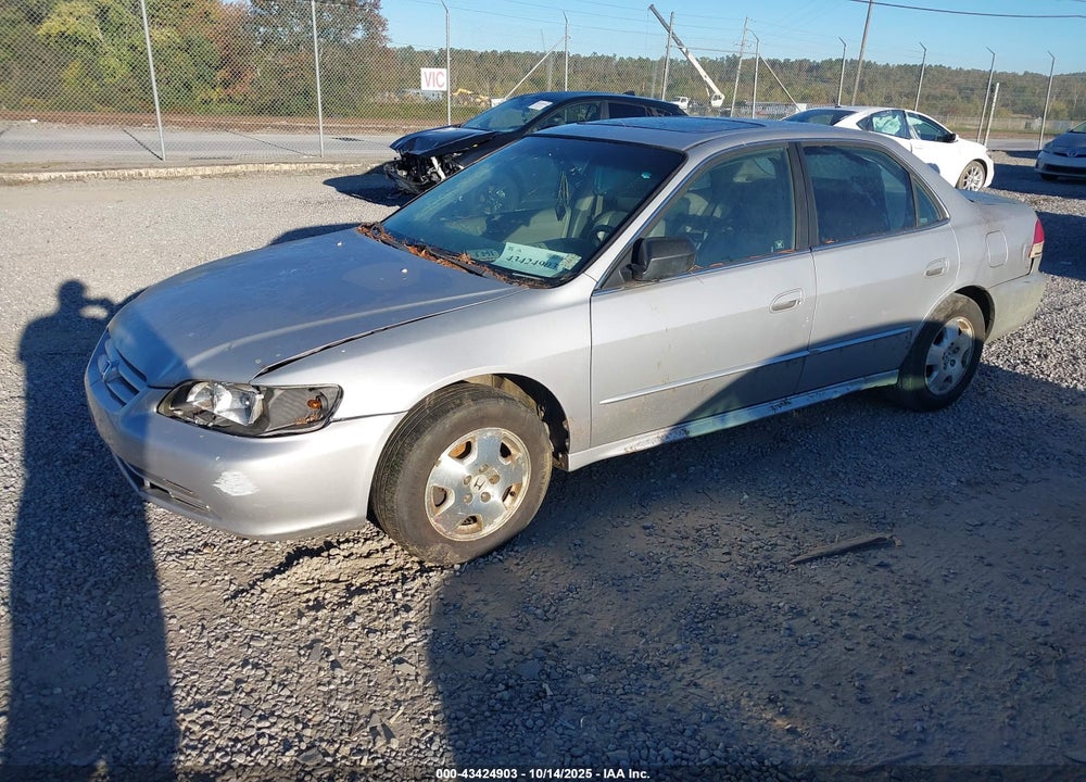 2002 HONDA ACCORD 3.0 EX VIN: 1HGCG16582A078395