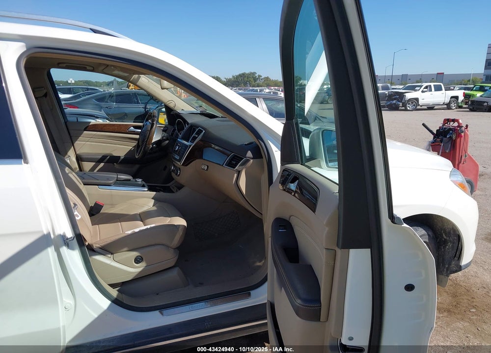 2012 MERCEDES-BENZ ML 350 4MATIC VIN: 4JGDA5HBXCA031140