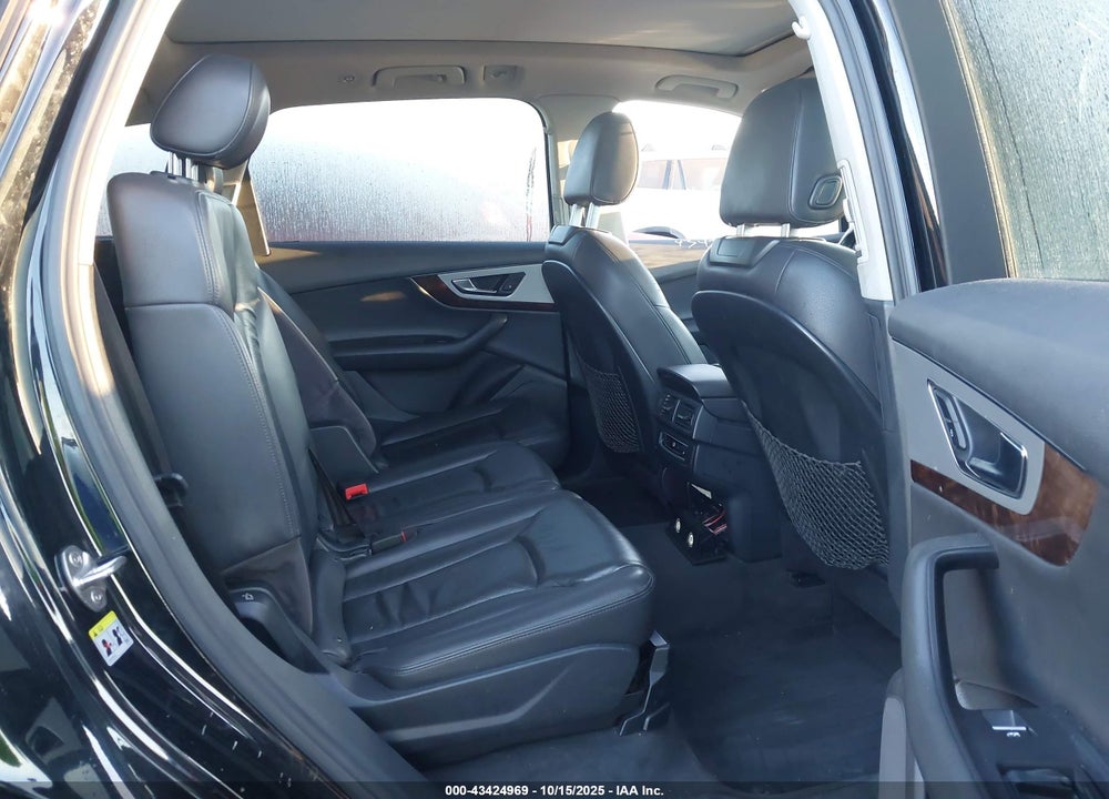2017 AUDI Q7 2.0T PREMIUM VIN: WA1AHAF7XHD037434