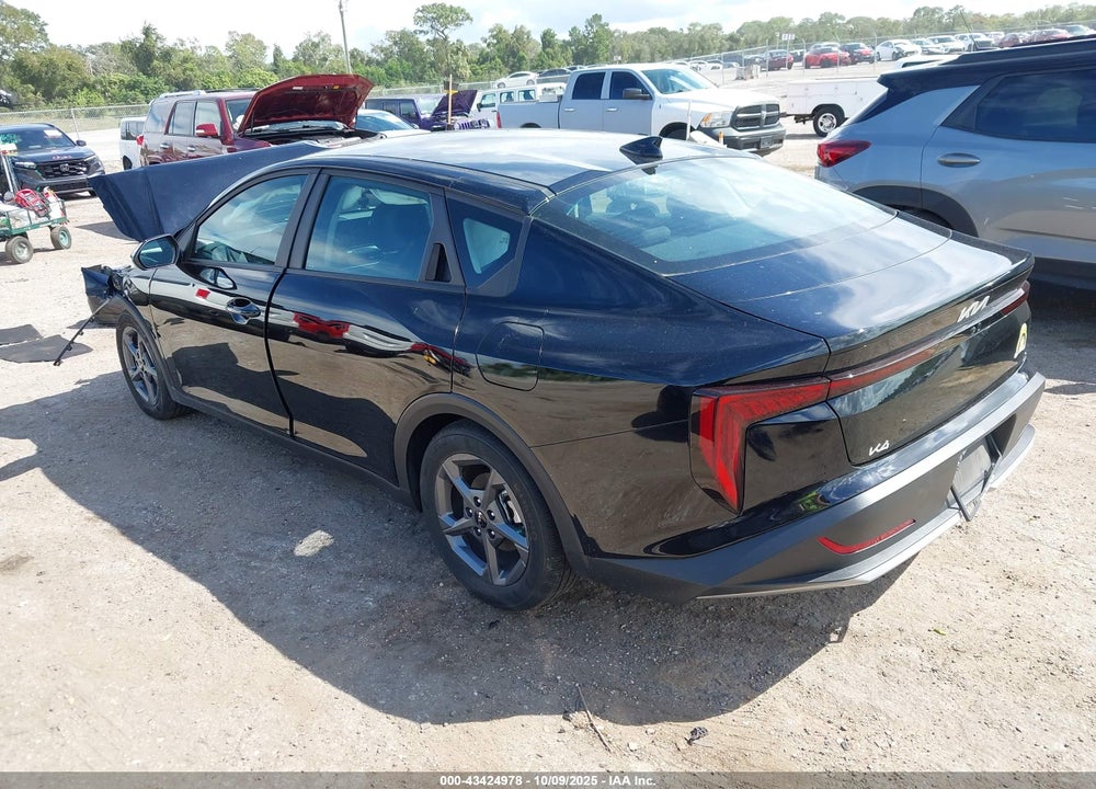 2025 KIA K4 LXS VIN: 3KPFT4DE5SE023248