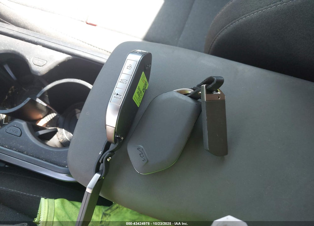 2025 KIA K4 LXS VIN: 3KPFT4DE5SE023248