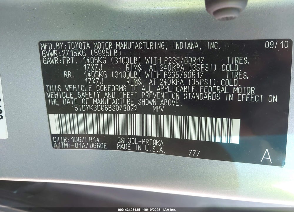 2011 TOYOTA SIENNA XLE V6 VIN: 5TDYK3DC6BS073022