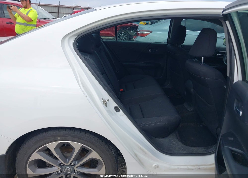 2015 HONDA ACCORD SPORT VIN: 1HGCR2F56FA221897