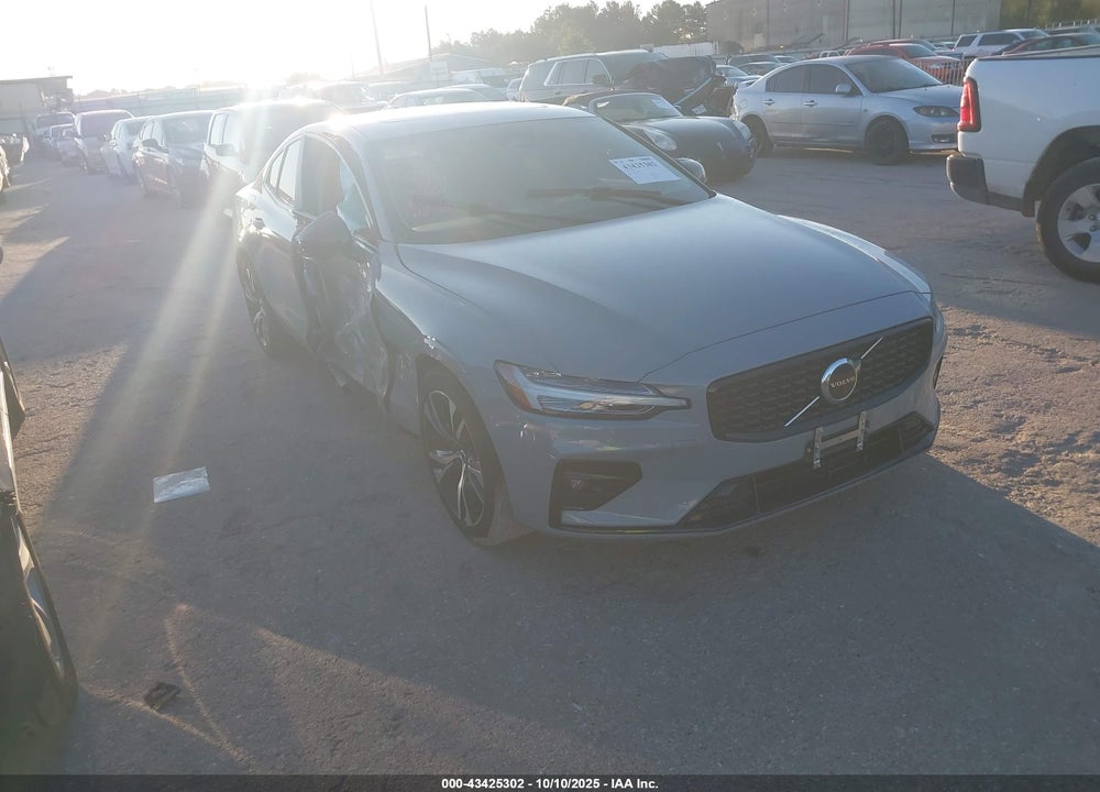 2024 VOLVO S60 B5 CORE DARK THEME VIN: 7JRL12FK0RG322142