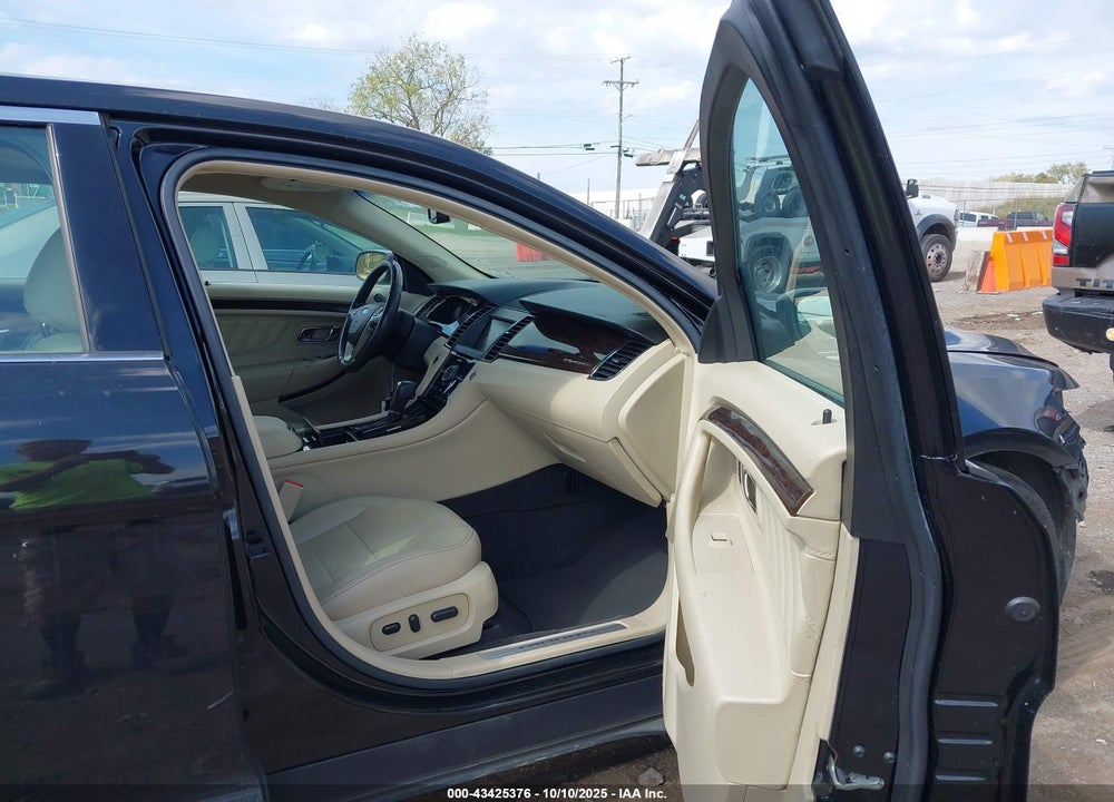 2013 FORD TAURUS VIN: 1FAHP2F83DG137668
