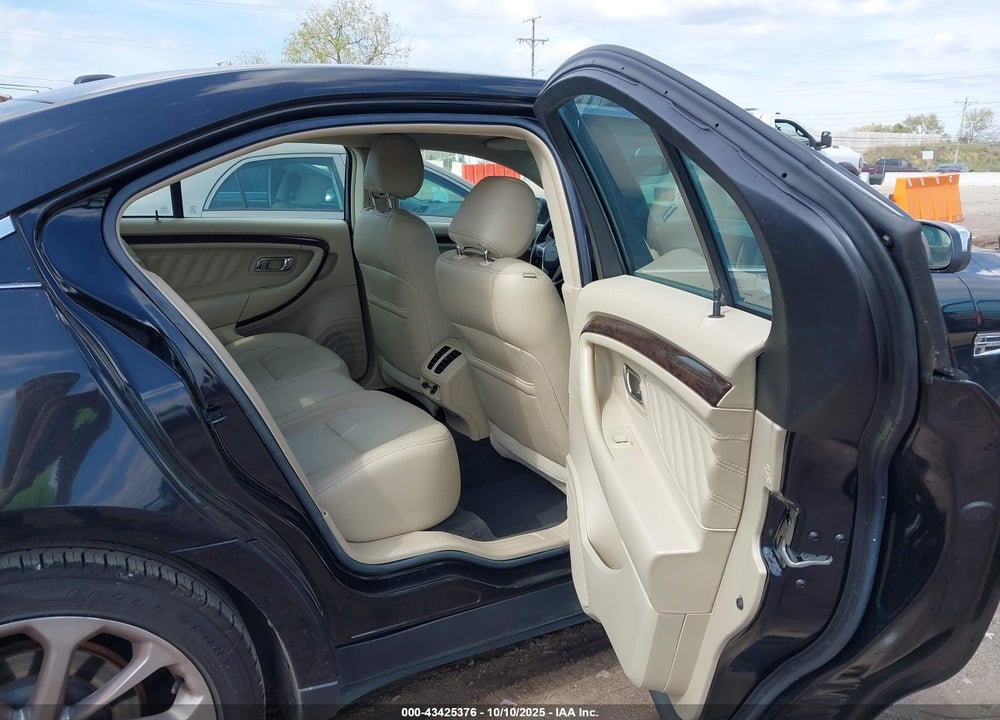 2013 FORD TAURUS VIN: 1FAHP2F83DG137668