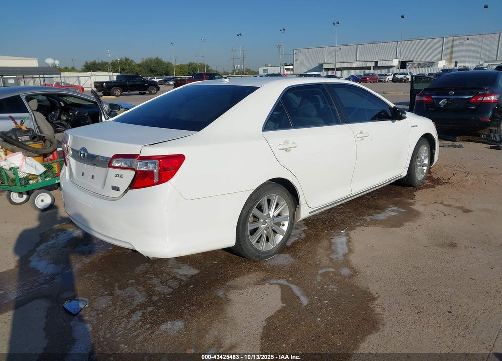 2014 TOYOTA CAMRY HYBRID XLE VIN: 4T1BD1FK0EU111137
