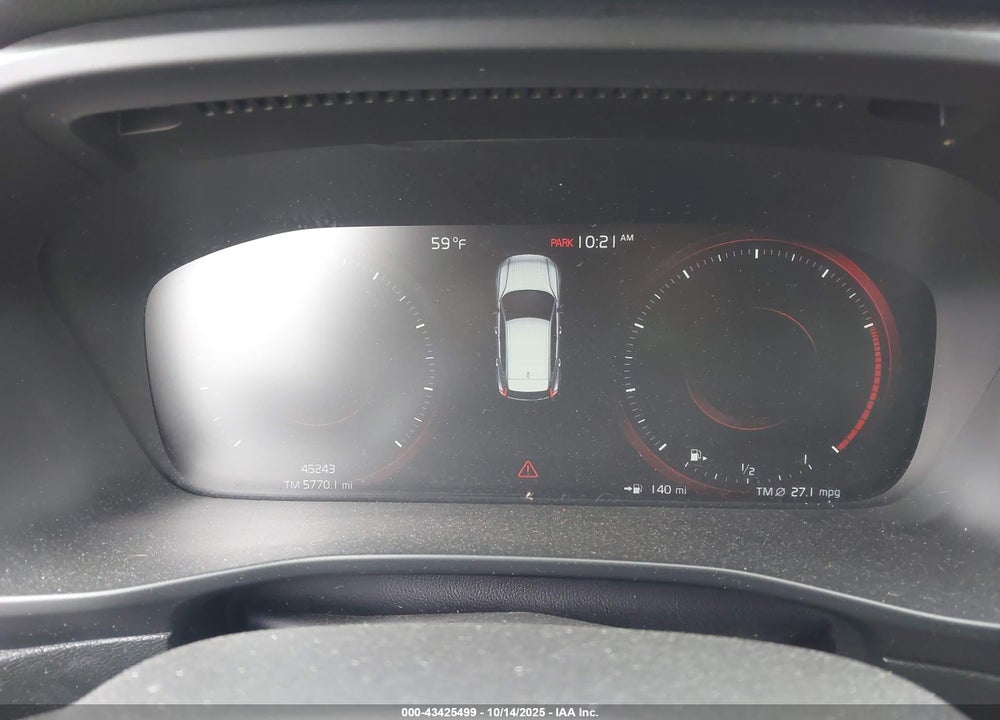2021 VOLVO XC40 T5 R-DESIGN VIN: YV4162UM7M2446598