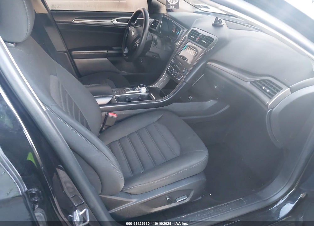 2019 FORD FUSION HYBRID SE VIN: 3FA6P0LU6KR241297