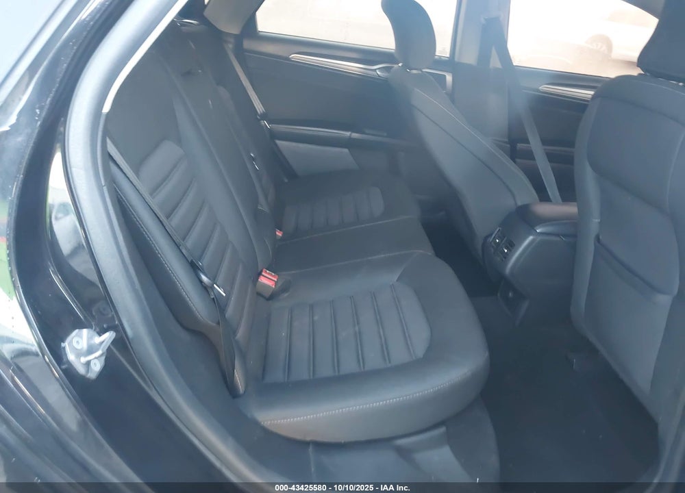 2019 FORD FUSION HYBRID SE VIN: 3FA6P0LU6KR241297