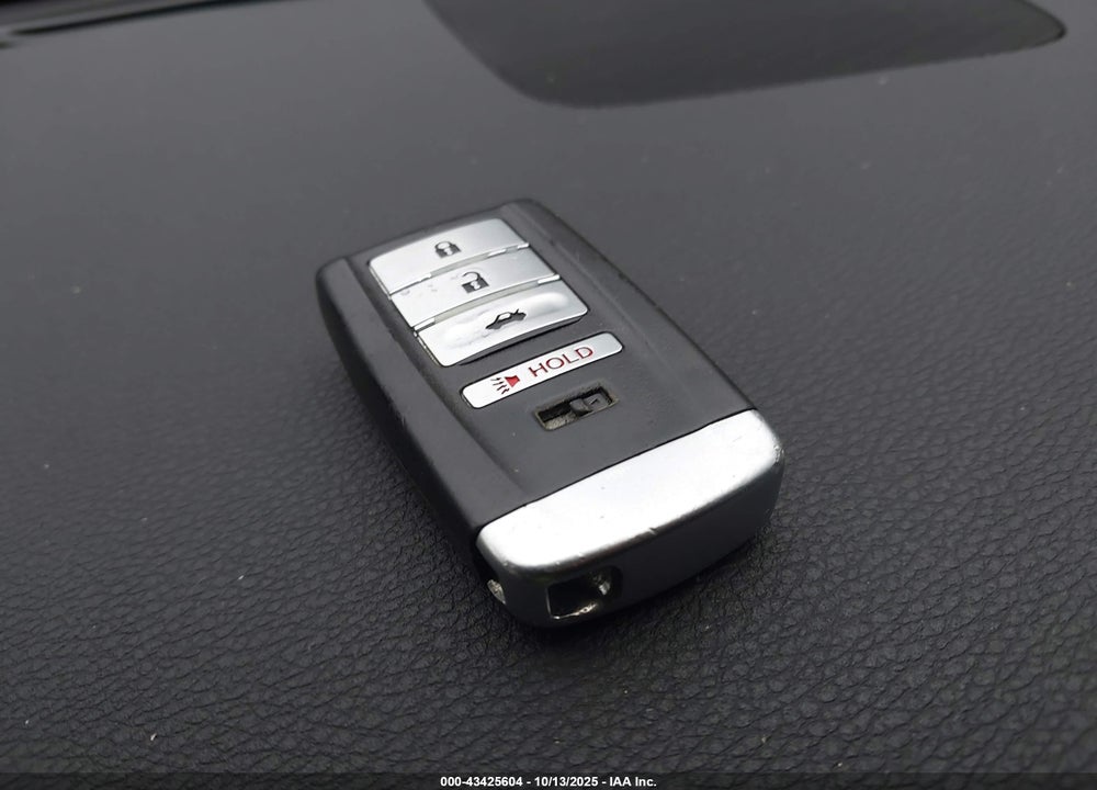 2014 ACURA RLX VIN: JH4KC1F3XEC002365