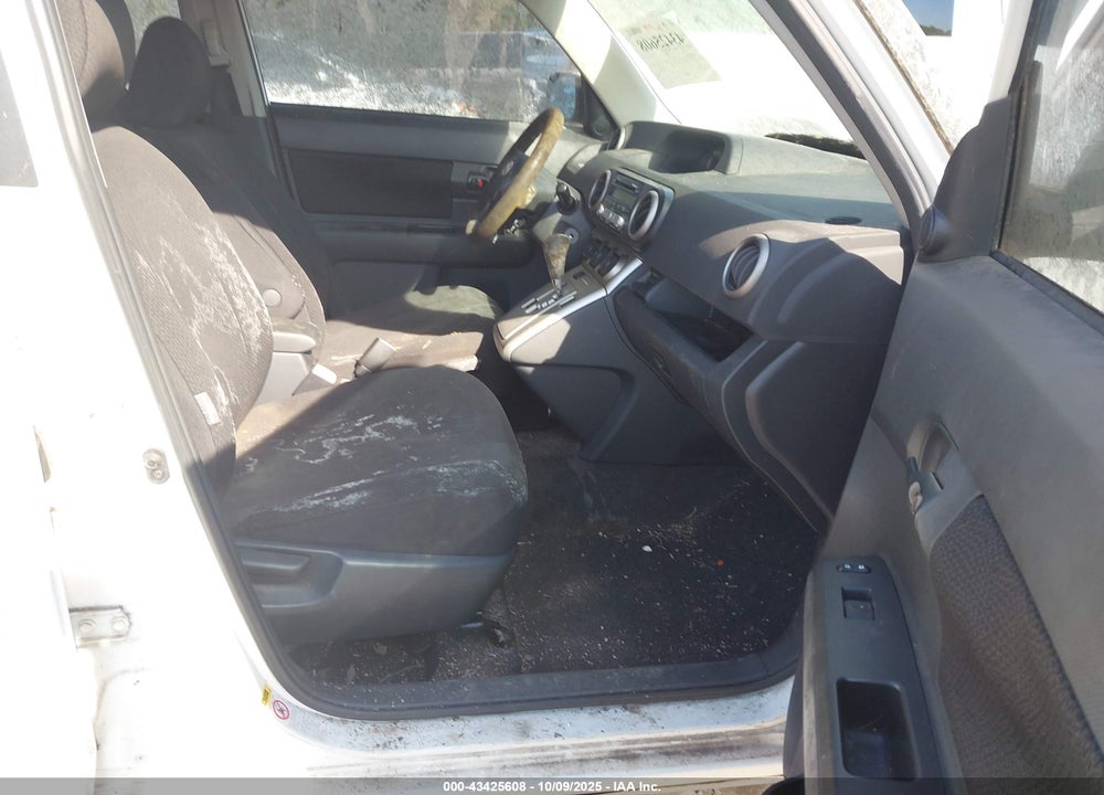 2008 SCION XB VIN: JTLKE50E981017991