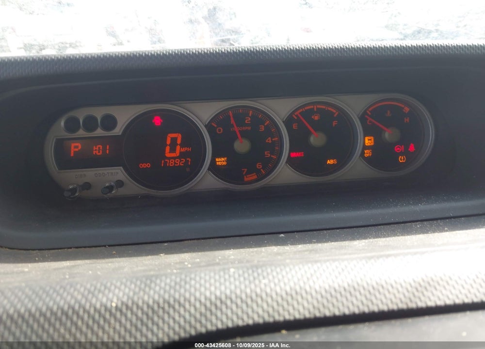 2008 SCION XB VIN: JTLKE50E981017991