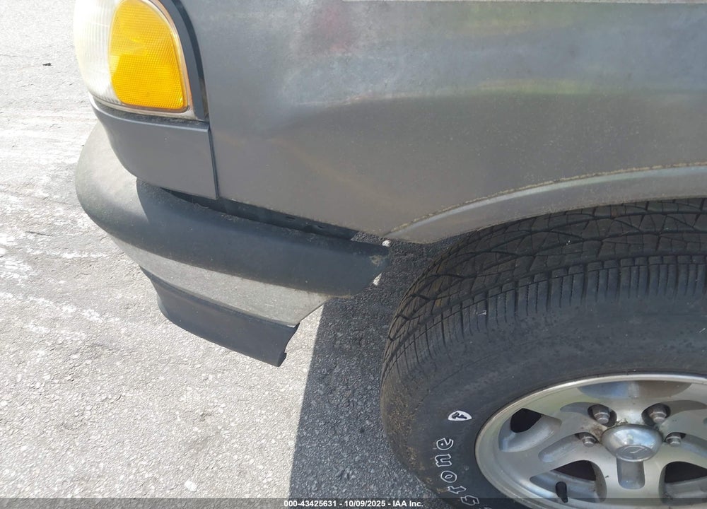 1998 MAZDA B3000 SE VIN: 4F4YR16U1WTM39344