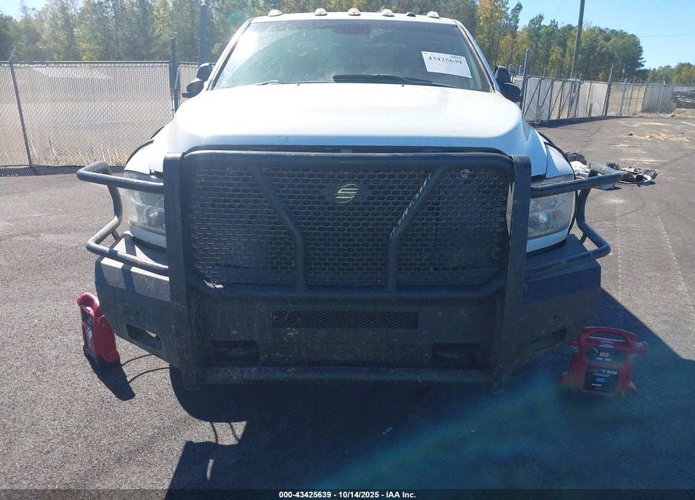2018 RAM 3500 CHASSIS VIN: 3C7WRTCLXJG325360