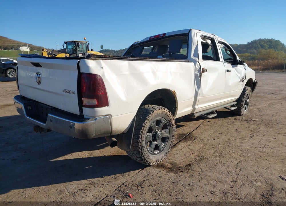 2014 RAM 2500 TRADESMAN VIN: 3C6UR5CL4EG178255