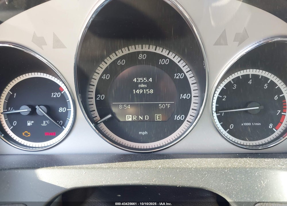 2011 MERCEDES-BENZ C CLASS VIN: WDDGF5EB1BA500353