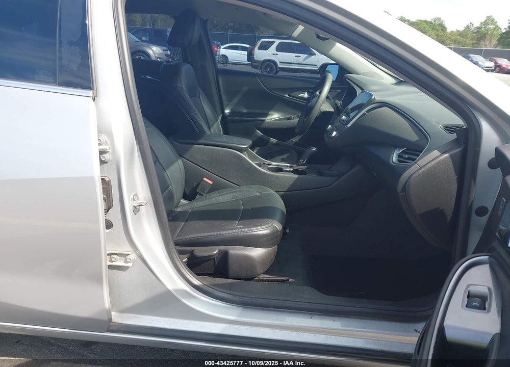 2019 CHEVROLET MALIBU VIN: 1G1ZB5STXKF179954
