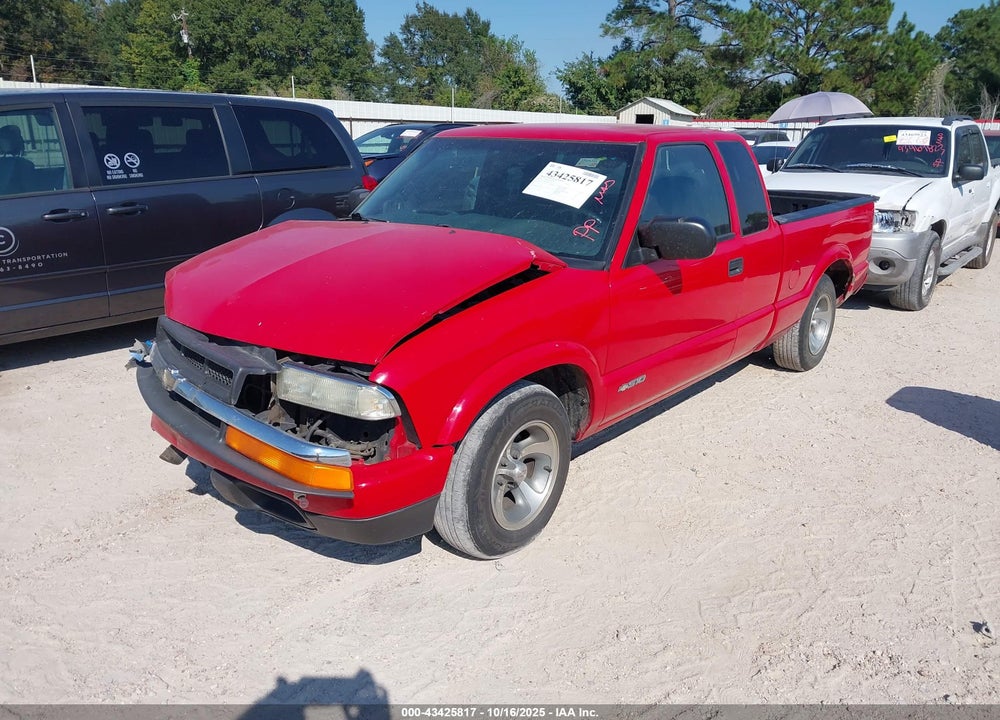 2003 CHEVROLET S-10 LS VIN: 1GCCS19H938245312
