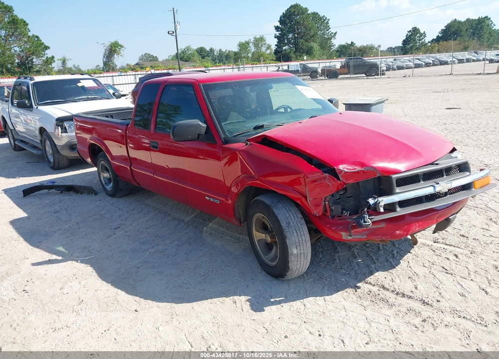 2003 CHEVROLET S-10 LS VIN: 1GCCS19H938245312