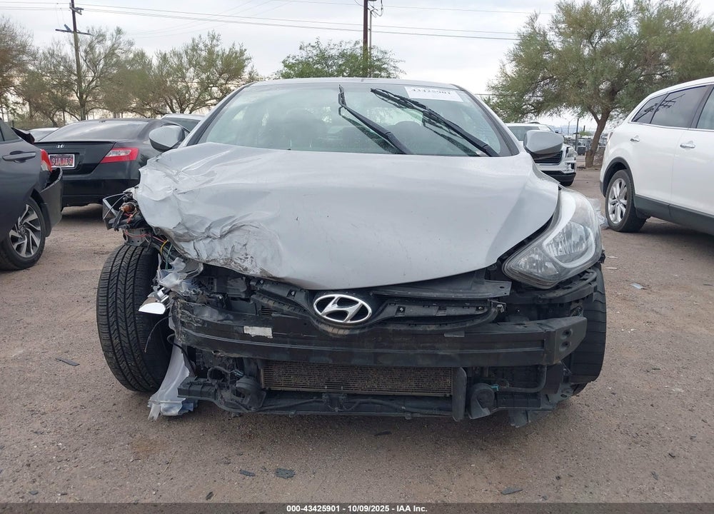 2015 HYUNDAI ELANTRA SE VIN: 5NPDH4AEXFH596001