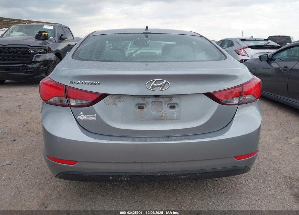 2015 HYUNDAI ELANTRA SE VIN: 5NPDH4AEXFH596001