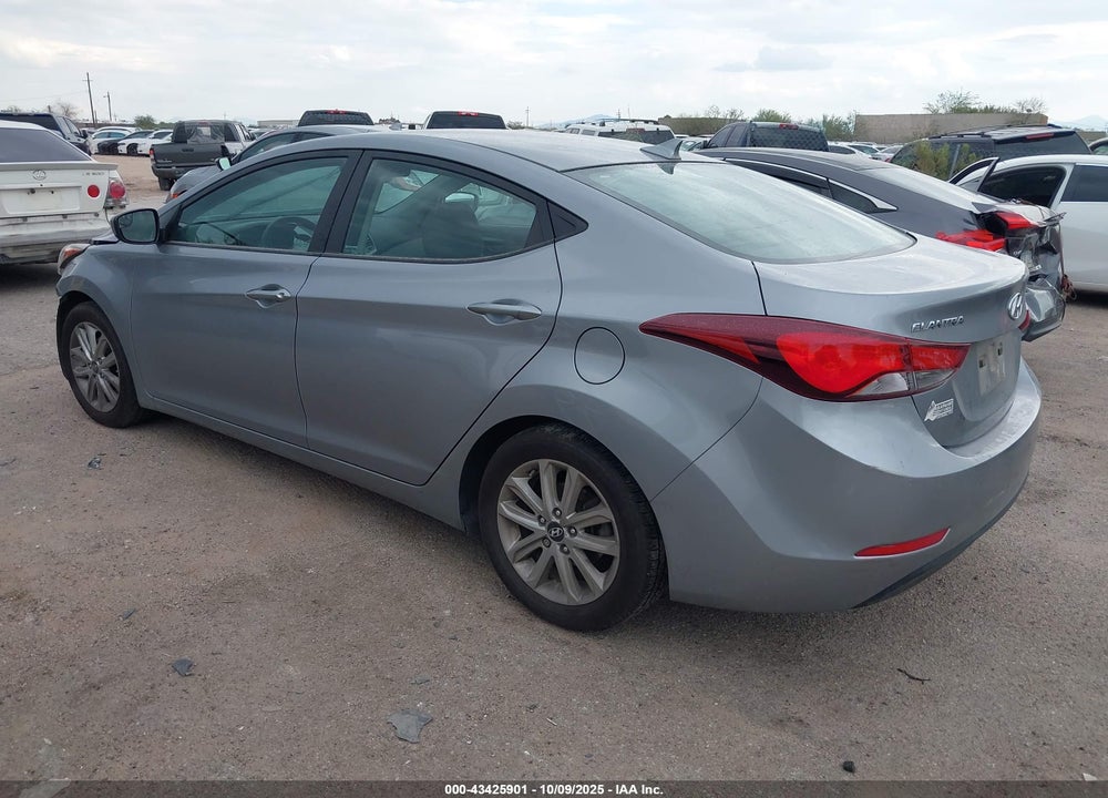 2015 HYUNDAI ELANTRA SE VIN: 5NPDH4AEXFH596001