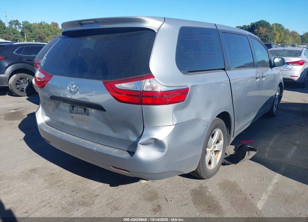 2016 TOYOTA SIENNA VIN: 5TDZK3DC2GS743662