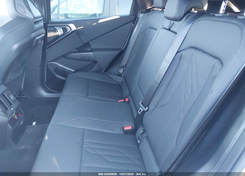 2026 BMW X3 30 XDRIVE VIN: 5UX53GP06T9156568